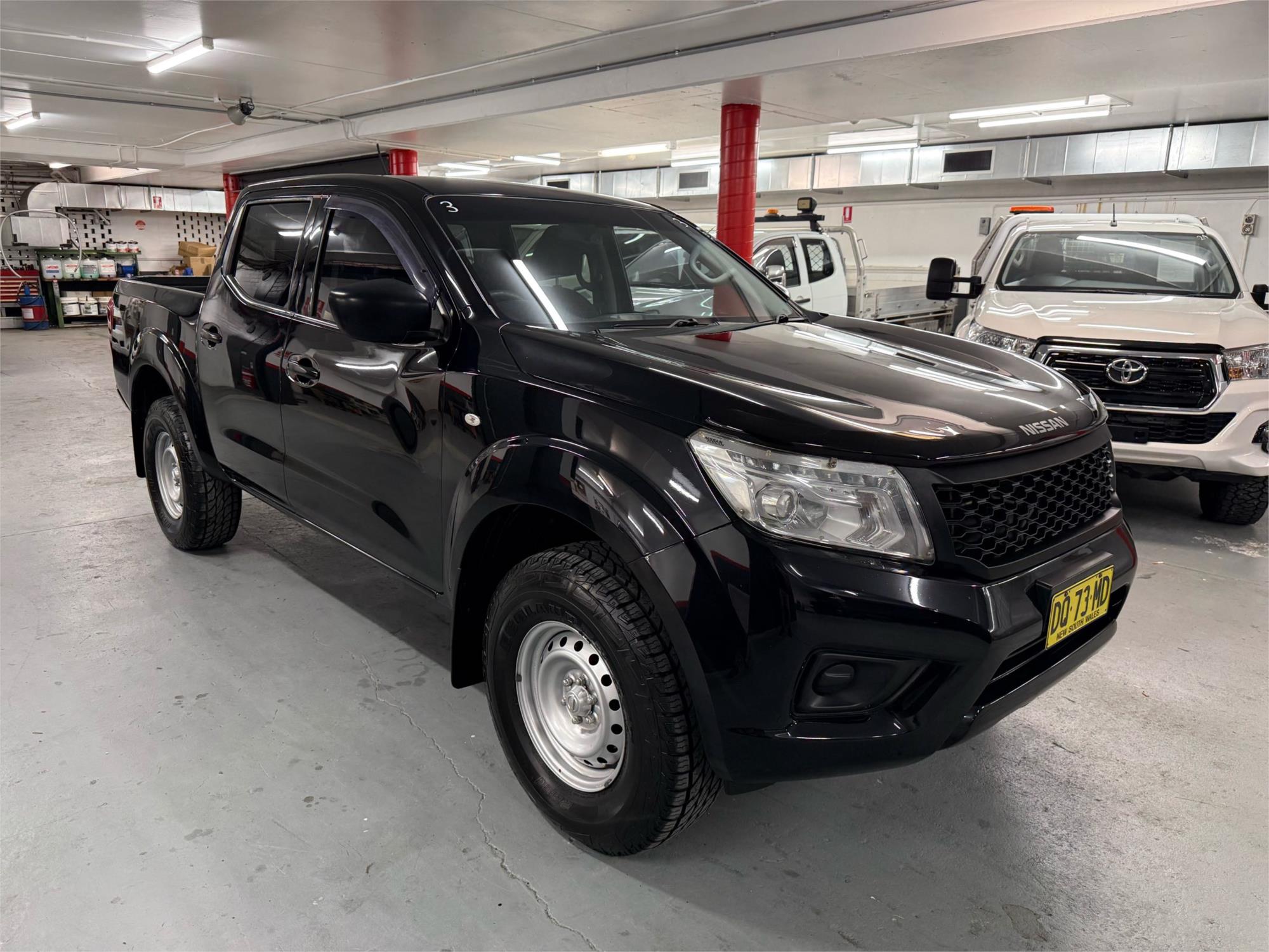 2017 NISSAN NAVARA - Main View