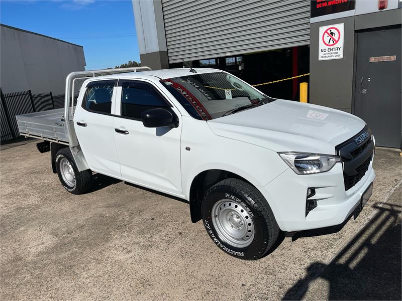 2020 ISUZU D-MAX