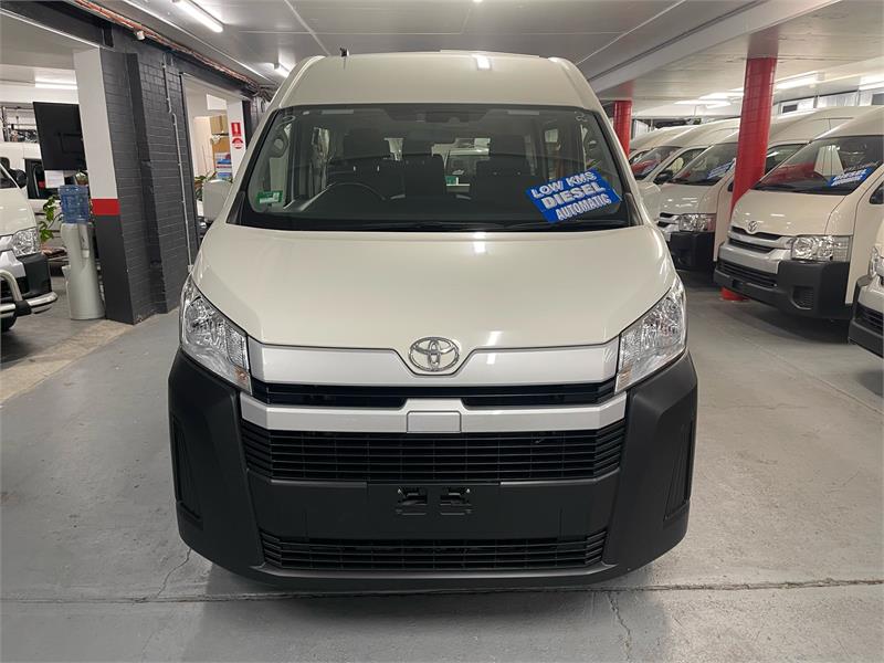 2019 TOYOTA HIACE - View 2