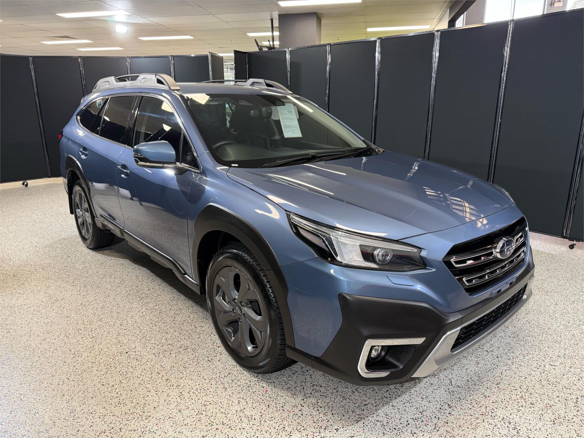 2022 SUBARU OUTBACK - Main View