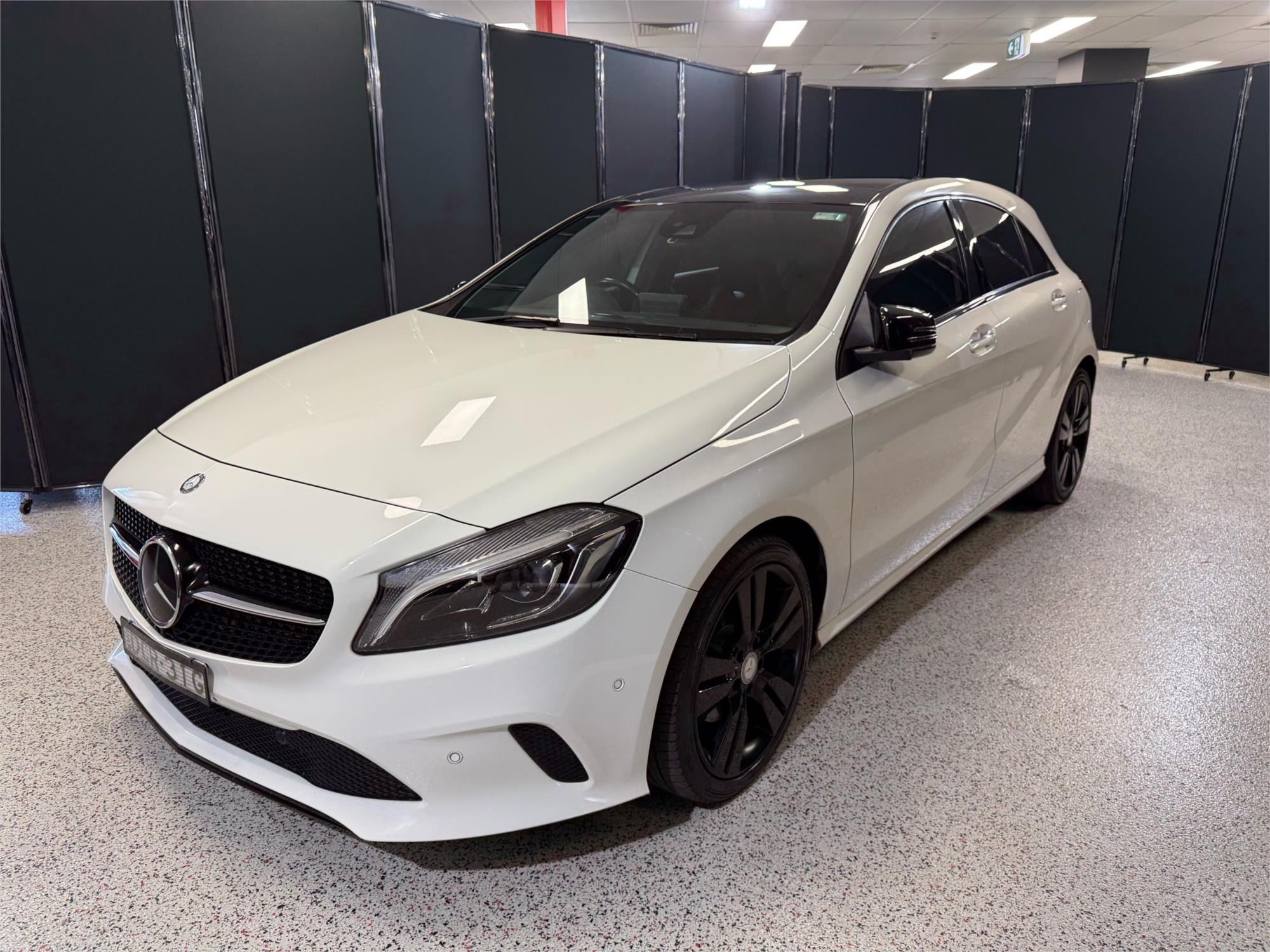 2015 MERCEDES-BENZ A200 - View 1