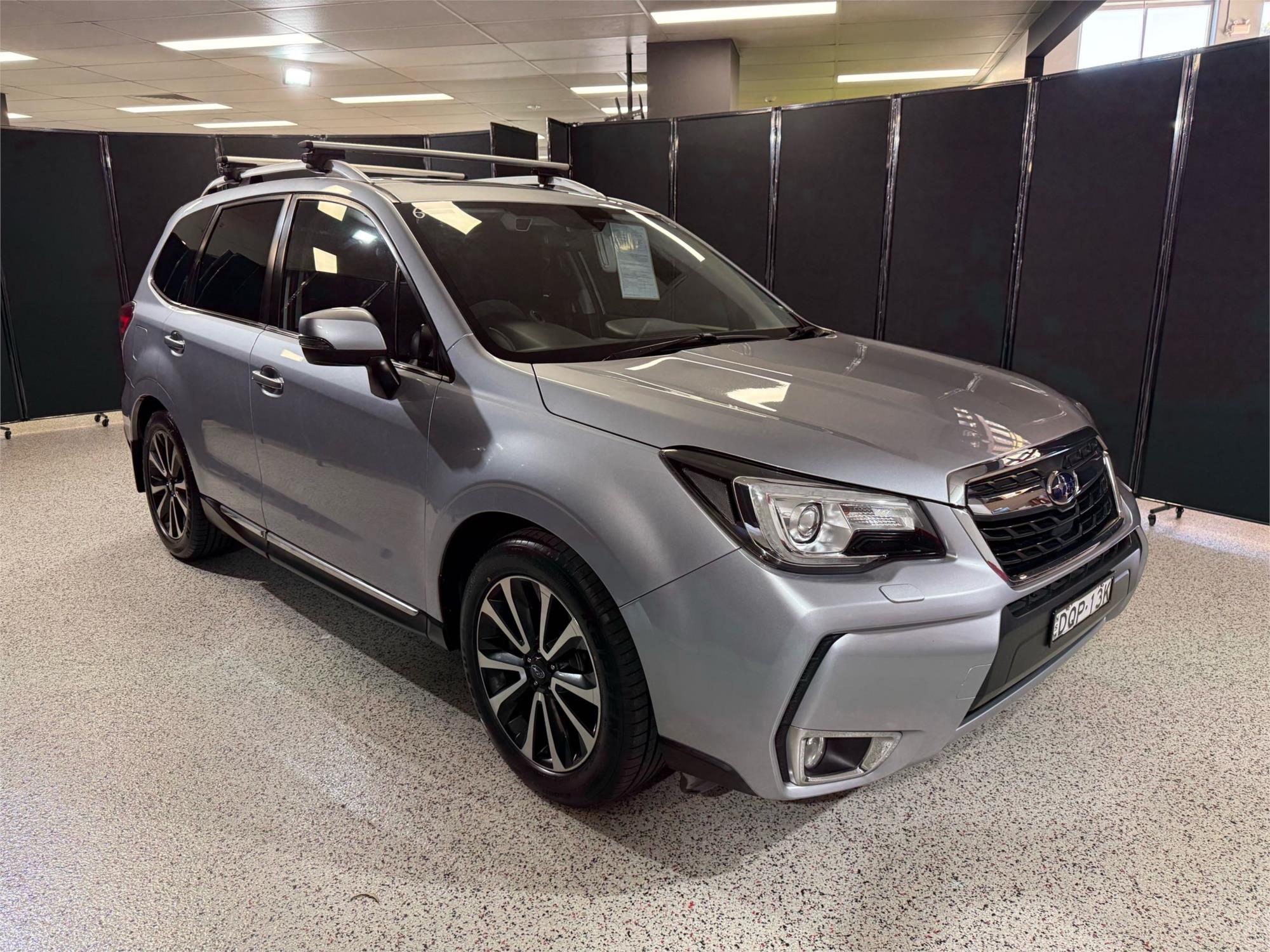 2016 SUBARU FORESTER - Main View