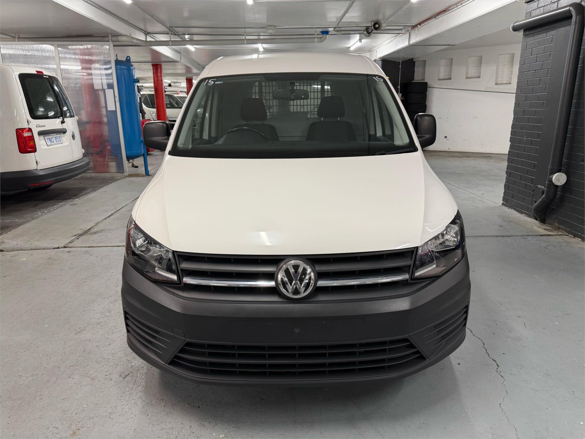 2017 VOLKSWAGEN CADDY - View 2