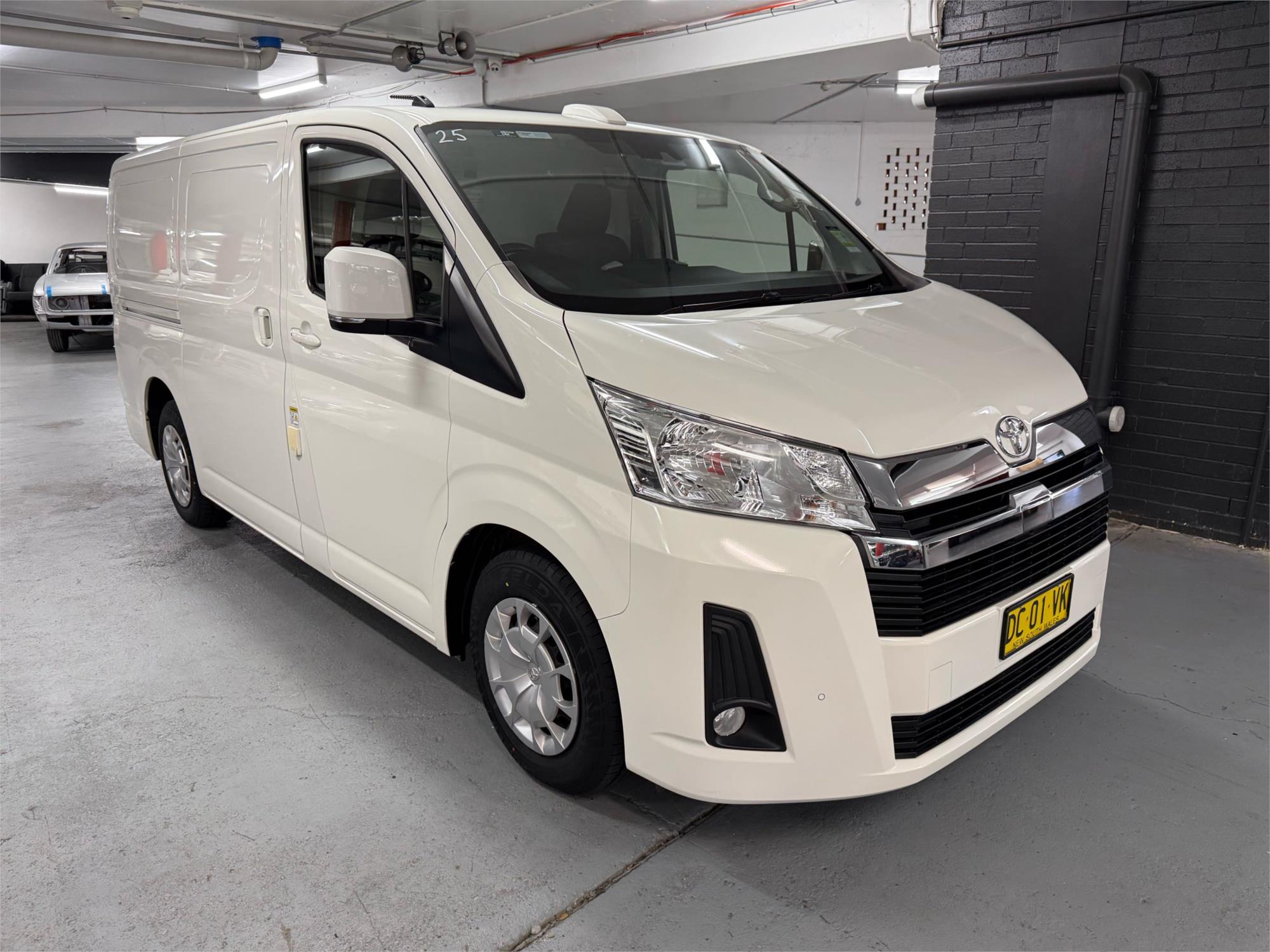 2021 TOYOTA HIACE - View 1