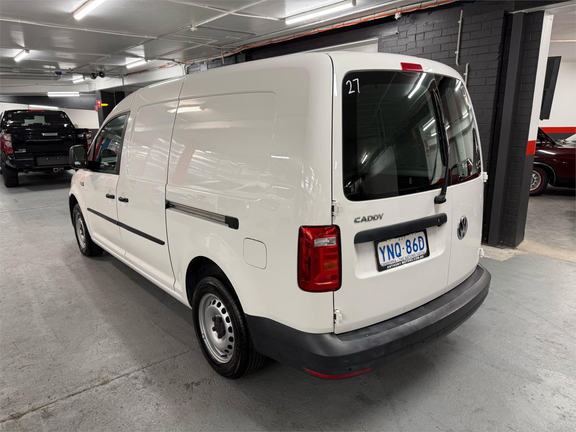 2019 VOLKSWAGEN CADDY - View 4