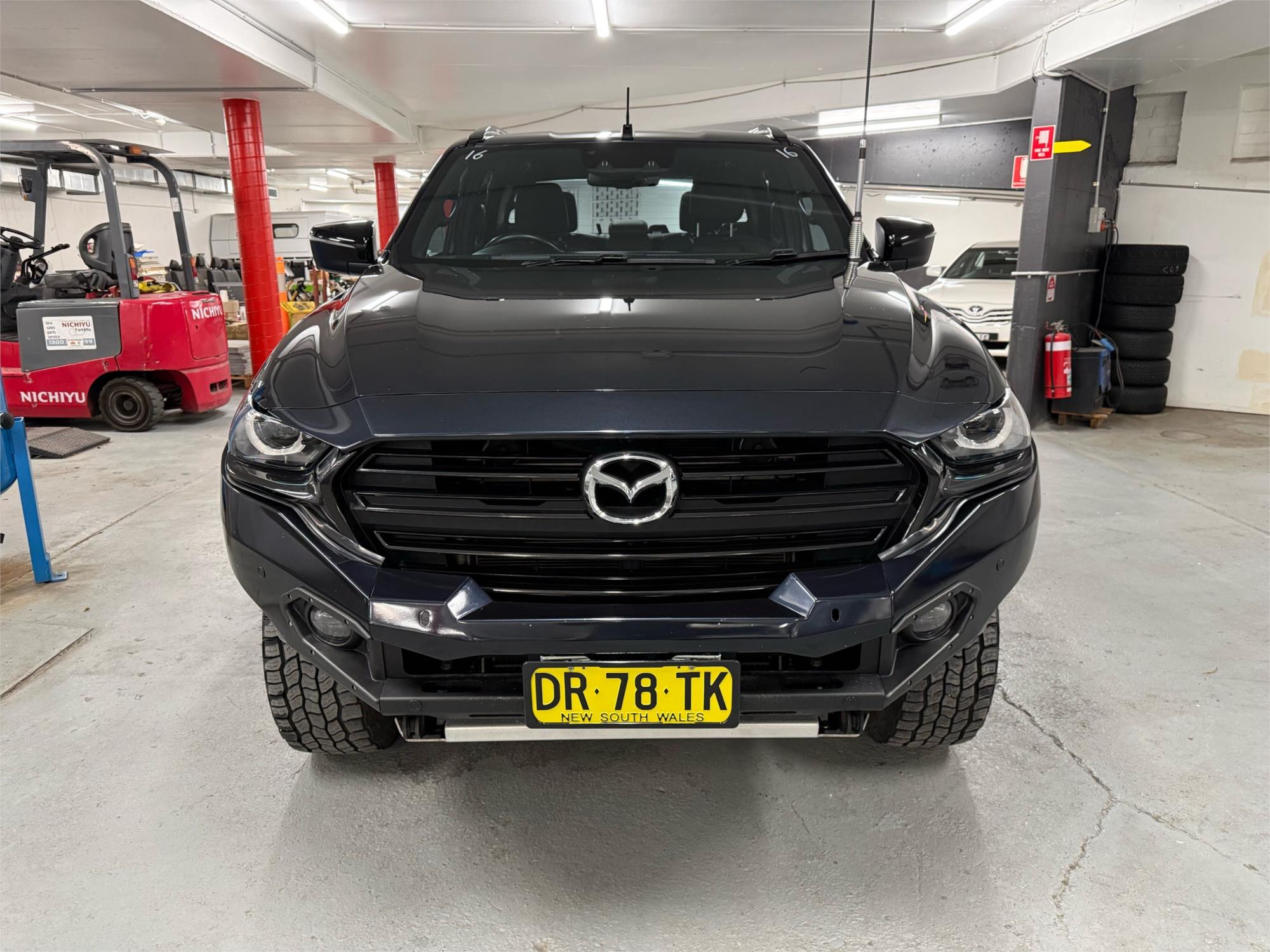 2022 MAZDA BT-50 - View 2