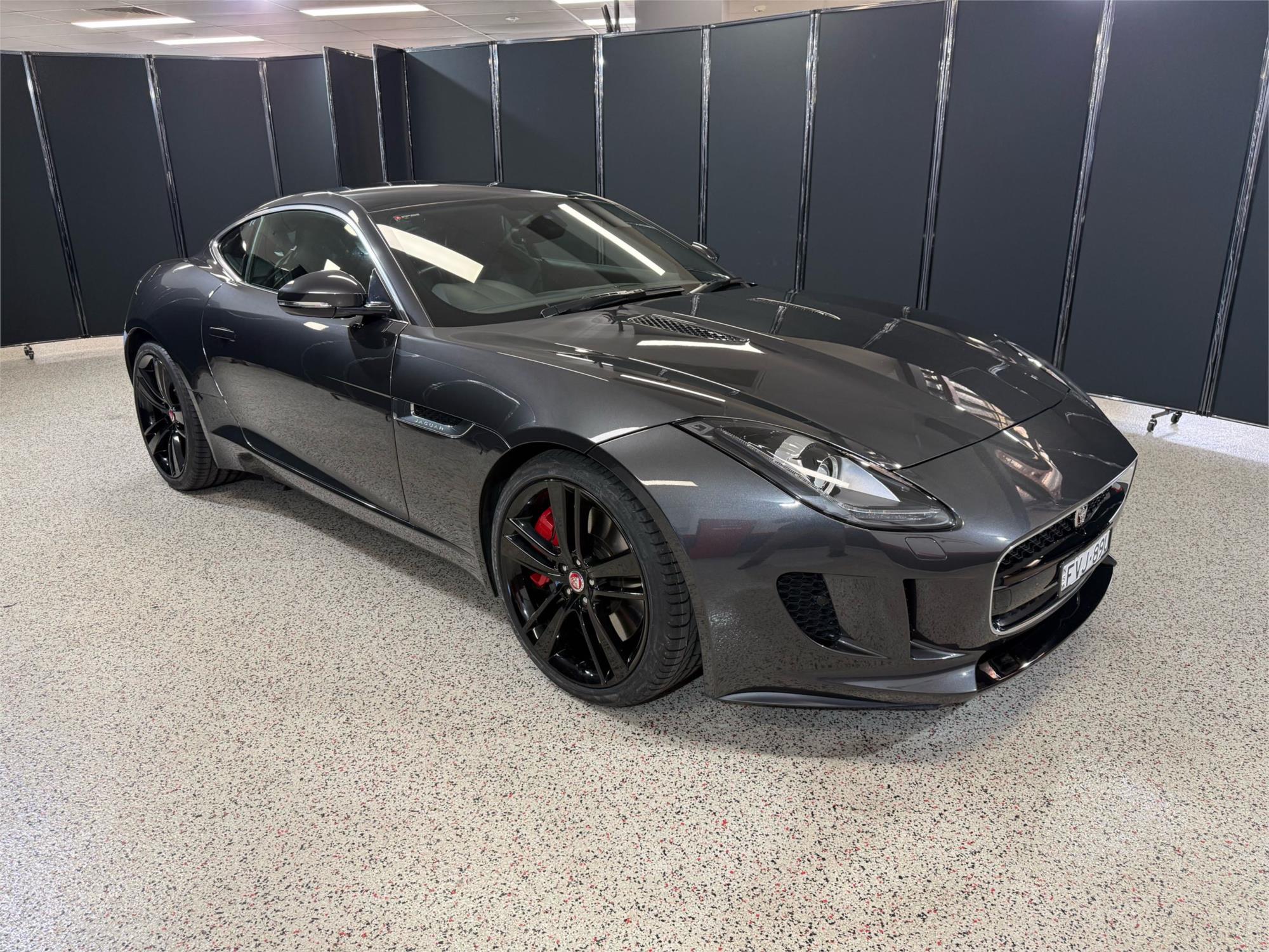 2017 JAGUAR F-TYPE - Main View