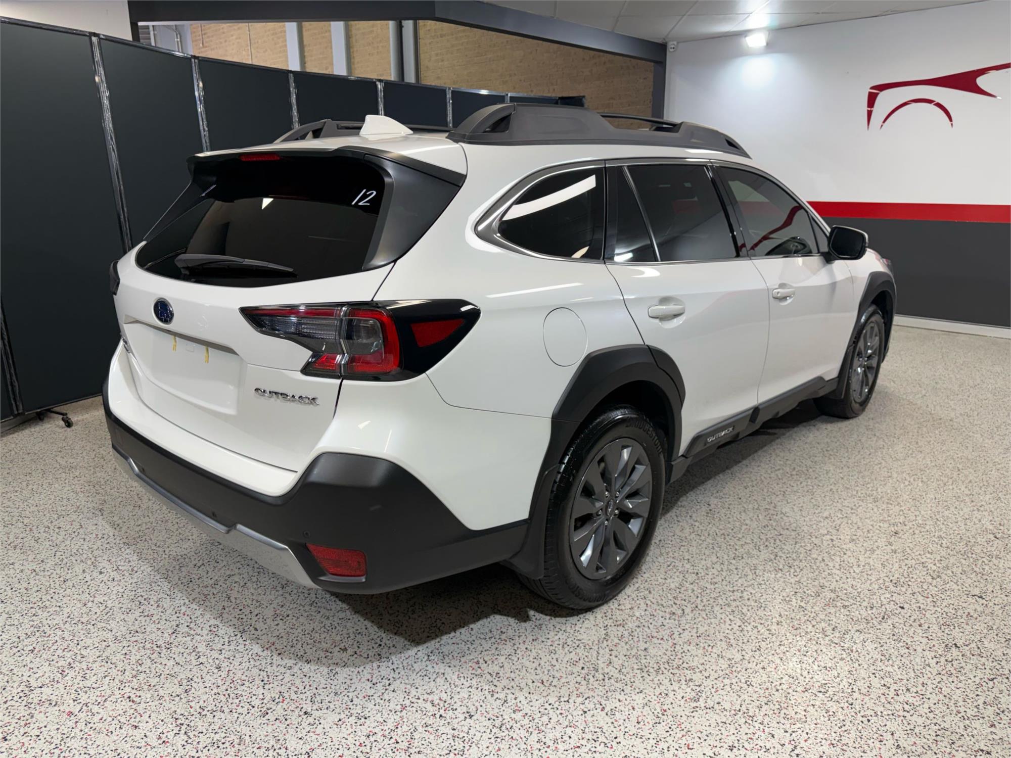 2023 SUBARU OUTBACK - View 3