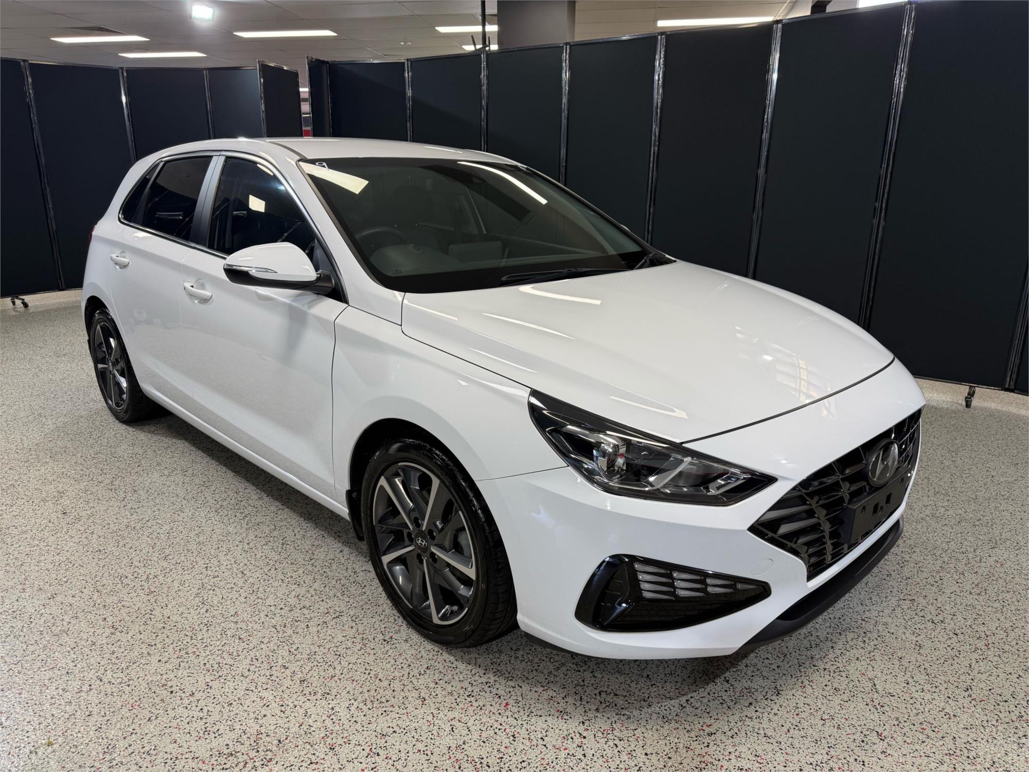 2023 HYUNDAI i30 - Main View
