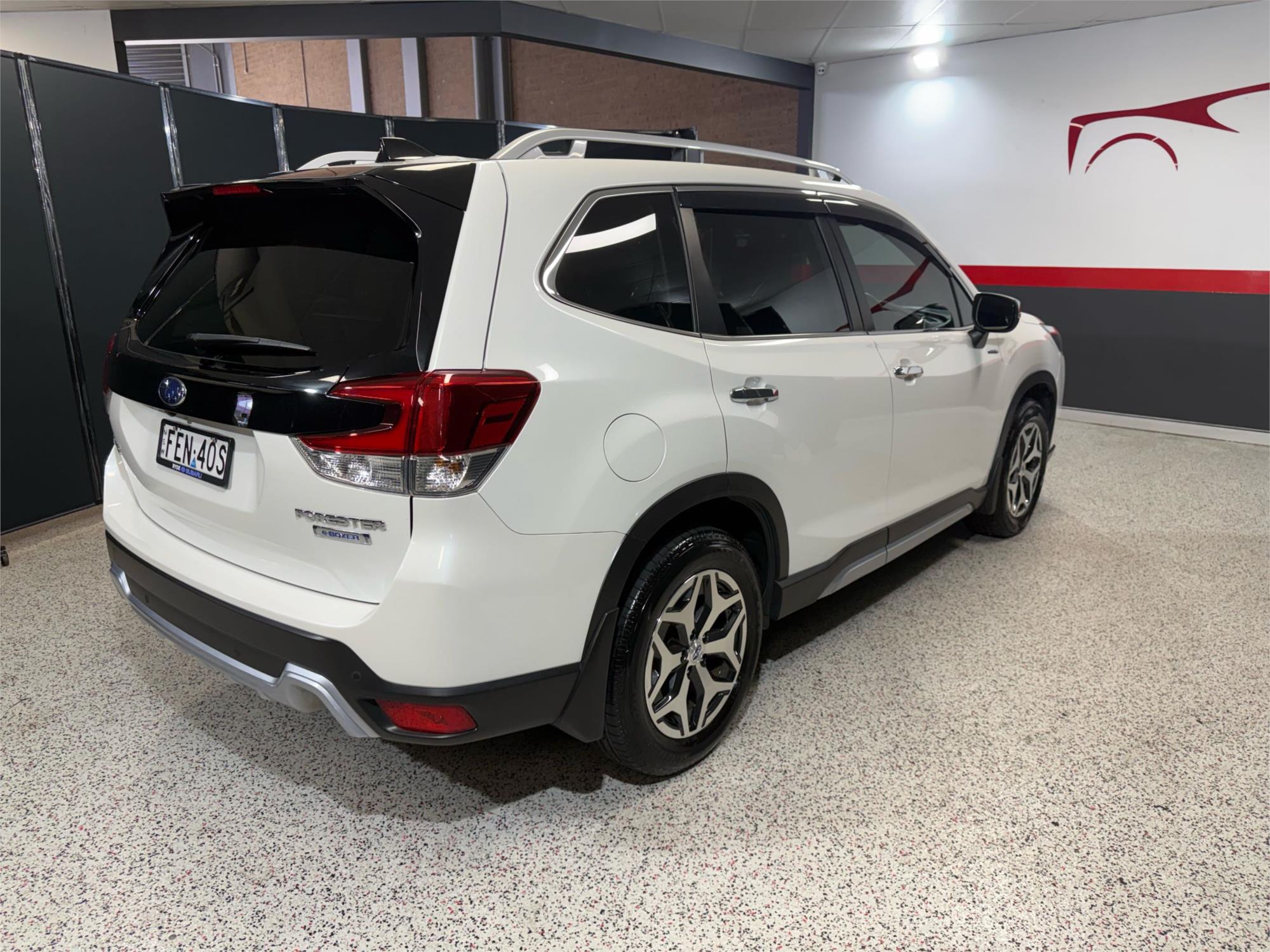 2023 SUBARU FORESTER - View 3