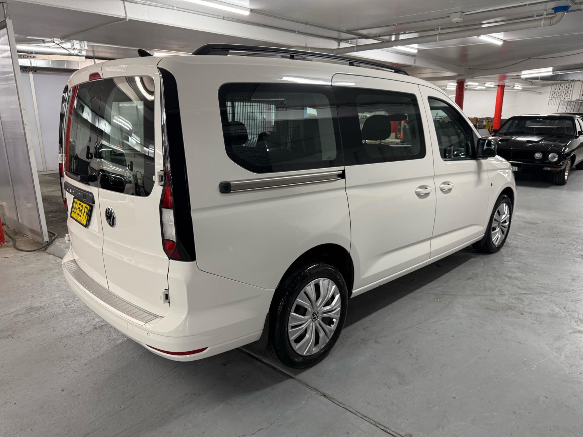 2022 VOLKSWAGEN CADDY 5 - View 3