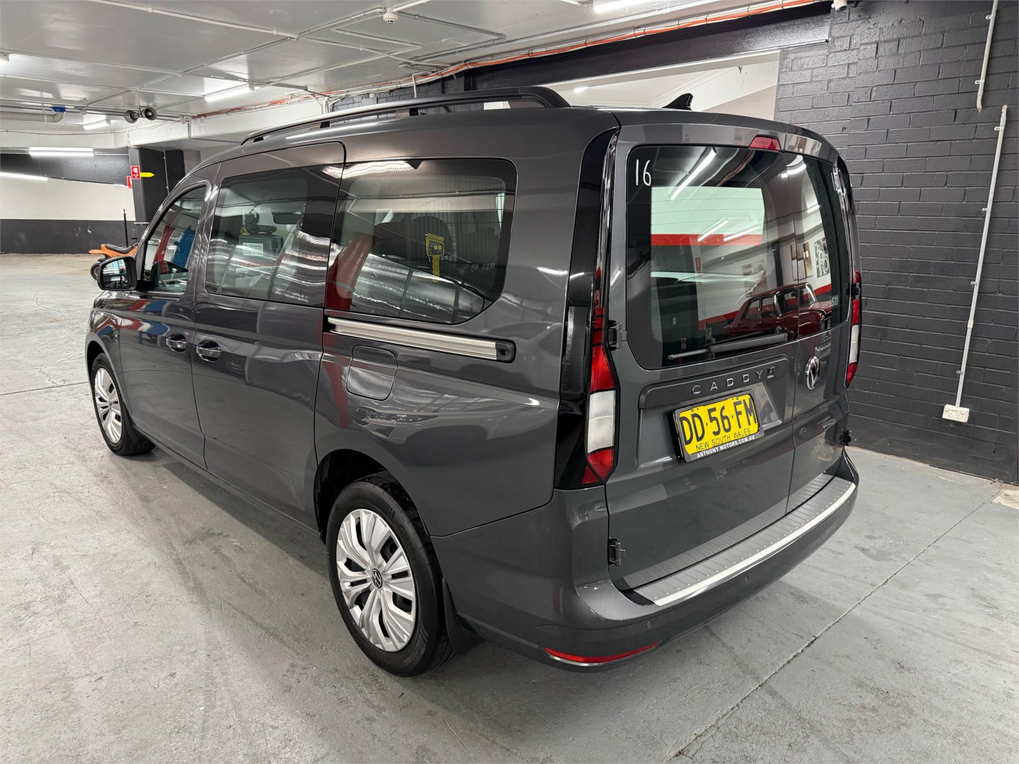 2022 VOLKSWAGEN CADDY 5 - View 4
